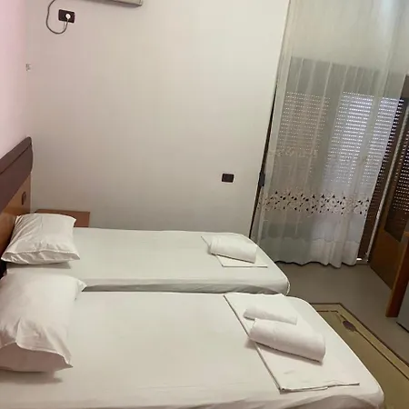 Edland Hotel