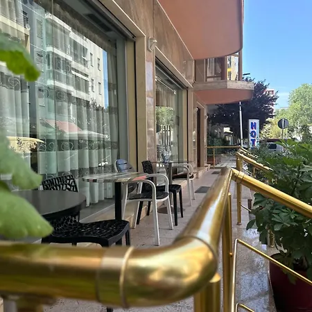 Edland 3* Vlorë