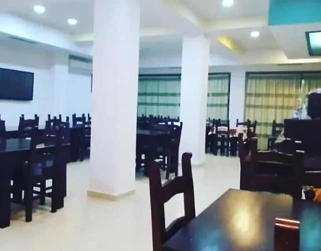 Edland Ξενοδοχείο Vlorë